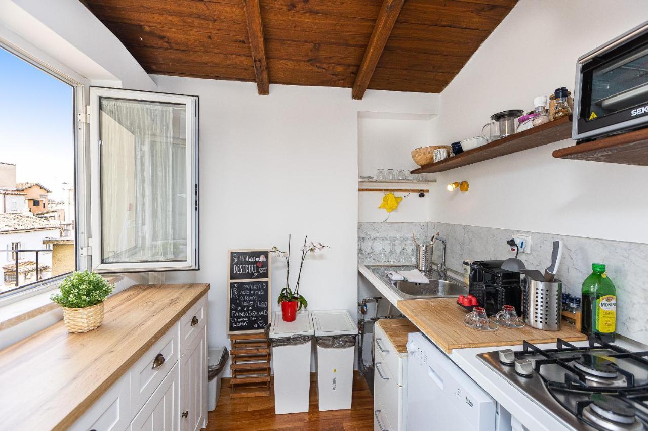 Campo de' Fiori Penthouse-Rental in Roma Esterno foto